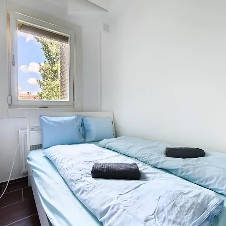 Downtown Buda Homes Relax Hotel