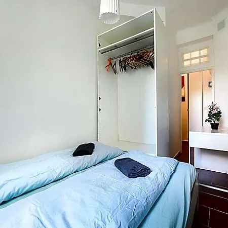 Downtown Buda Homes Relax ホテル
